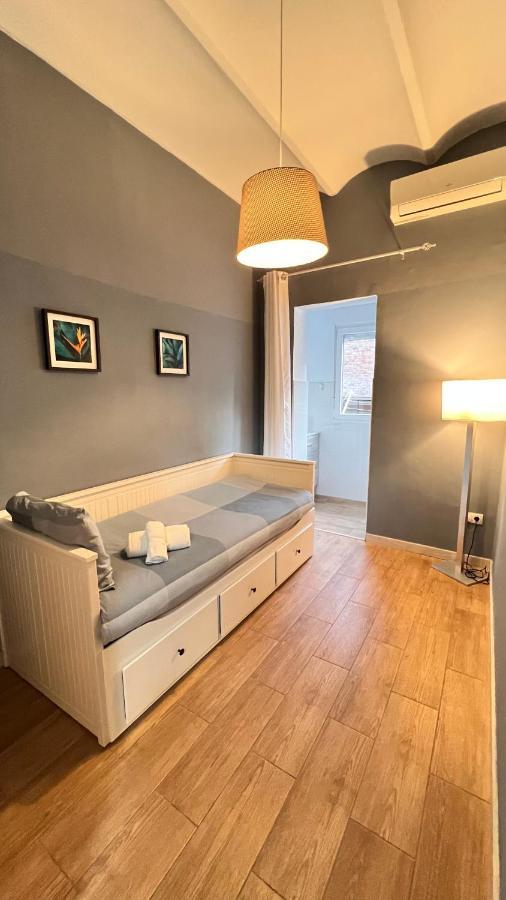 New Camp Nou Apartment/Diret Airport,Beautiful Л'Успіталет-да-Любрагат Екстер'єр фото